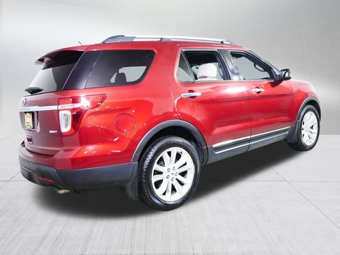 Used 2014 Ford Explorer Limited w/ Equipment Group 302A image 7