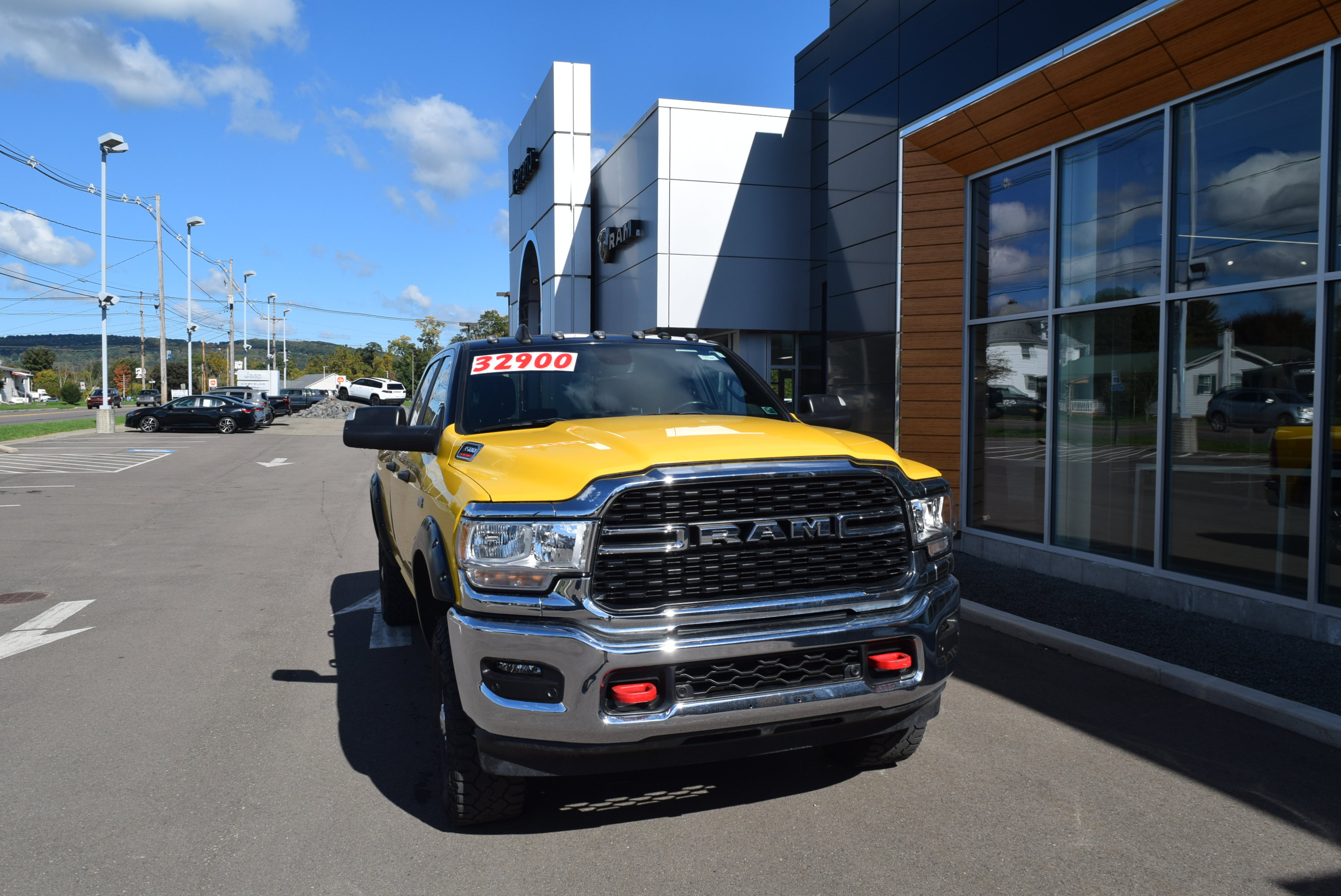 Used 2022 RAM 3500 Big Horn w/ Level A Equipment Group AWD/4WD image 2
