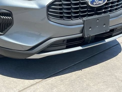 Used 2024 Ford Escape Active FWD image 10