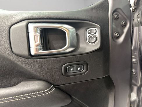 Used 2023 Jeep Wrangler Unlimited Sahara w/ LED Lighting Group AWD/4WD image 21