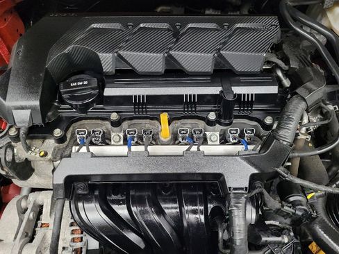 Used 2022 Hyundai Venue Limited image 30