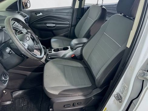 Used 2014 Ford Escape SE image 16