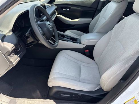 Certified 2023 Honda Accord EX image 22