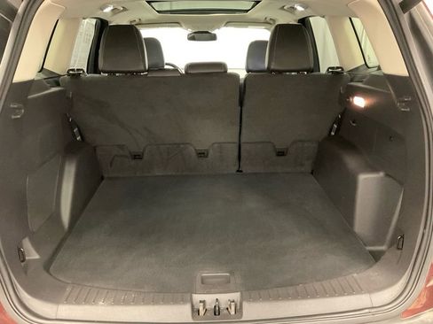 Used 2018 Ford Escape Titanium w/ Ford Safe & Smart Package image 10