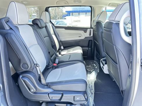 New 2026 Honda Odyssey Elite image 16