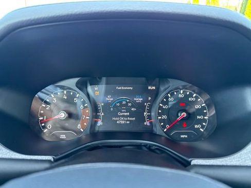Used 2024 Jeep Compass Latitude AWD/4WD image 24