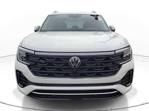 Used 2024 Volkswagen Atlas SEL Premium R-Line AWD/4WD image 2