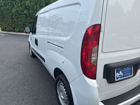 Used 2022 RAM ProMaster City Tradesman FWD image 16