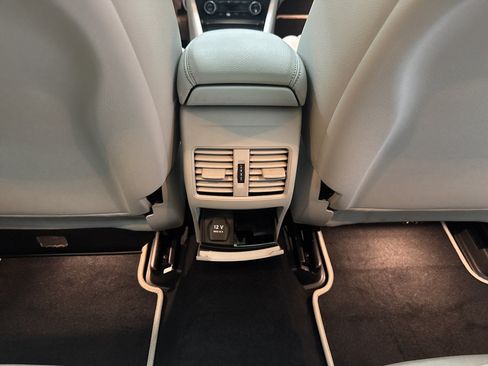 Used 2019 Mercedes-Benz GLA 250 4MATIC image 17