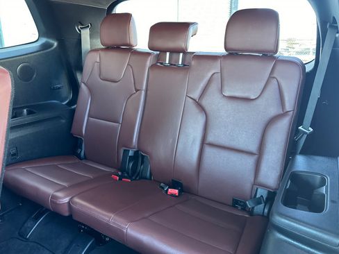 Used 2024 Kia Telluride SX Prestige AWD/4WD image 16