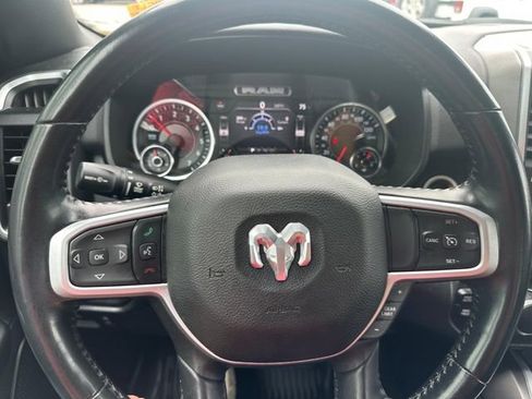 Used 2022 RAM 1500 Big Horn AWD/4WD image 15