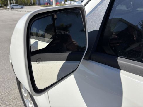 Used 2011 Ford Escape Limited w/ 301A Rapid Spec Order Code image 29