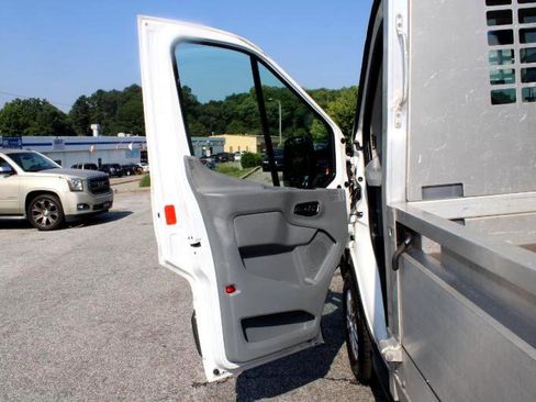 Used 2018 Ford Transit 250 138 image 13