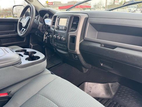 Used 2018 RAM 2500 Tradesman w/ Chrome Appearance Group AWD/4WD image 14