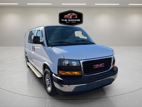 Used 2019 GMC Savana 2500 w/ Driver Convenience Package image 10