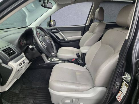 Used 2014 Subaru Forester 2.5i Limited w/ Popular Package #2 AWD/4WD image 8