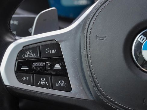Used 2022 BMW X5 M50i AWD/4WD image 18