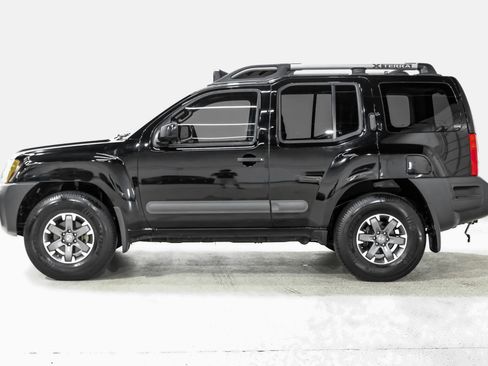 Used 2015 Nissan Xterra PRO-4X AWD/4WD image 7