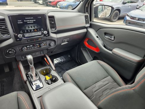 Used 2024 Nissan Frontier PRO-4X w/ Pro Convenience Package AWD/4WD image 14