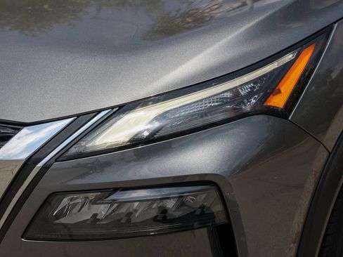 Used 2023 Nissan Rogue S FWD image 10