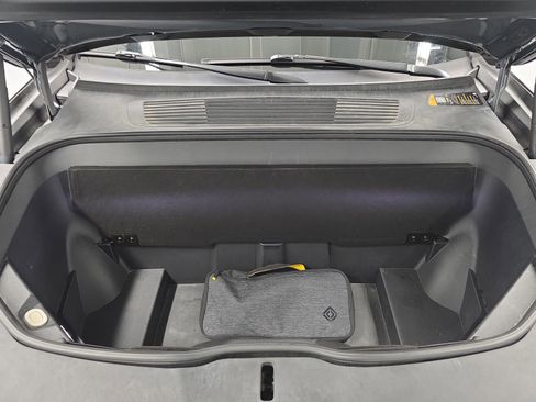 Used 2022 Rivian R1T Adventure image 14