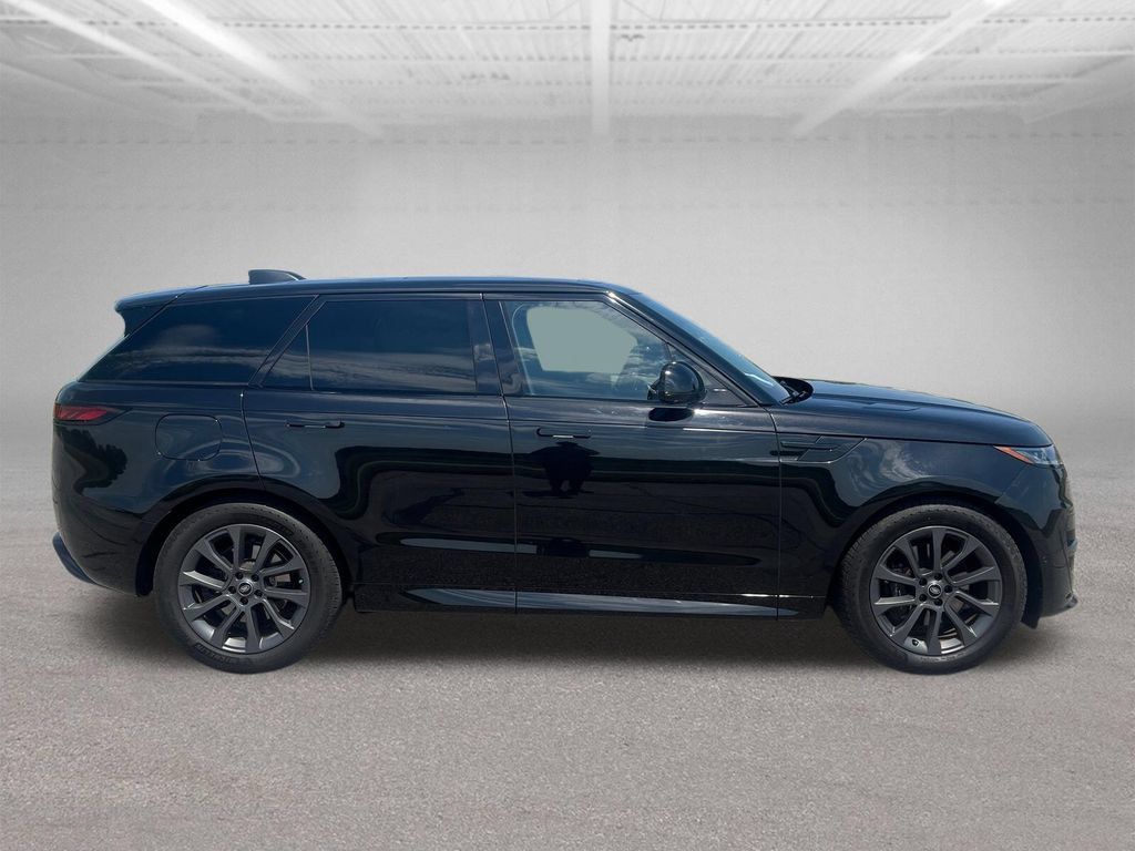 Used 2024 Land Rover Range Rover Sport Dynamic SE AWD/4WD image 6