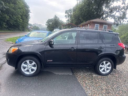 Used 2010 Toyota RAV4 Sport AWD/4WD image 4