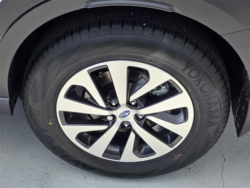 New 2025 Subaru Outback Premium image 30