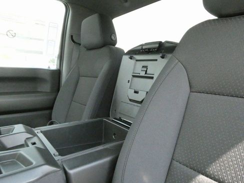 New 2025 GMC Sierra 3500 Pro image 35