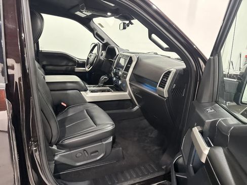Used 2019 Ford F150 Lariat w/ Equipment Group 502A Luxury AWD/4WD image 22