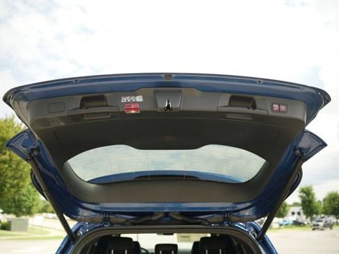 Certified 2026 Mercedes-Benz GLB 250 4MATIC image 18