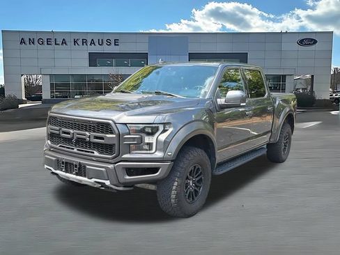 Used 2019 Ford F150 Raptor w/ Equipment Group 802A Luxury AWD/4WD image 3