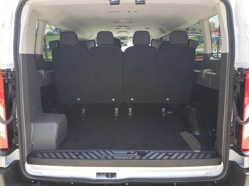 Used 2023 Ford Transit 350 XLT RWD image 9