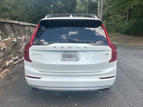 Used 2017 Volvo XC90 T6 Momentum w/ Vision Package image 6