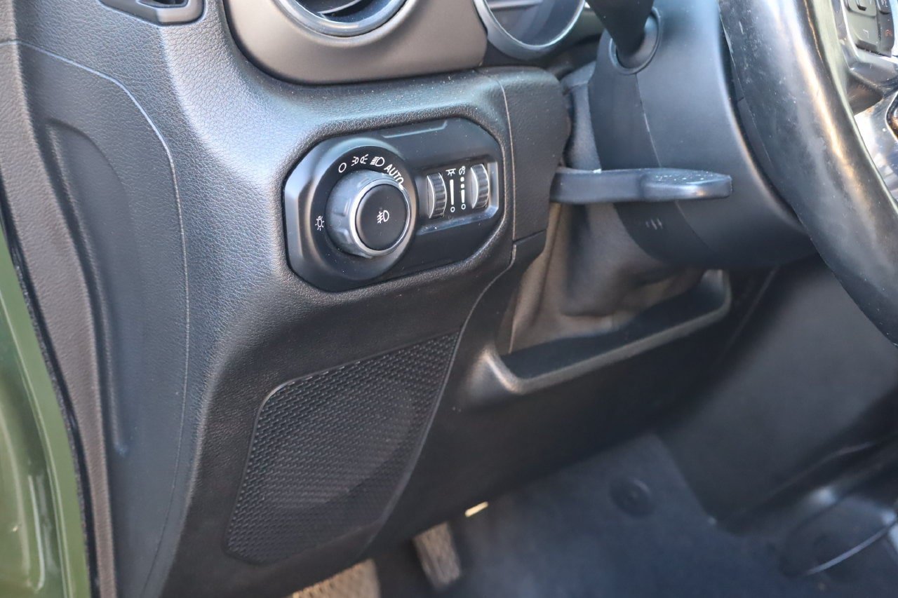 Used 2021 Jeep Wrangler Unlimited Rubicon AWD/4WD image 20