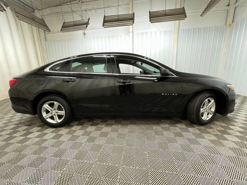 Used 2022 Chevrolet Malibu LS image 14