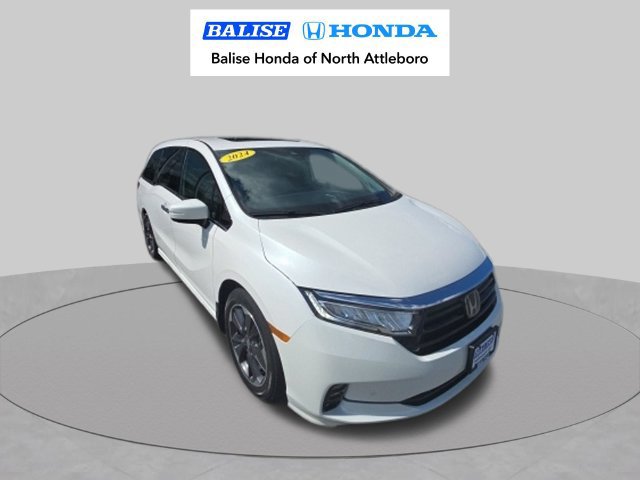 Used 2024 Honda Odyssey Elite image 3