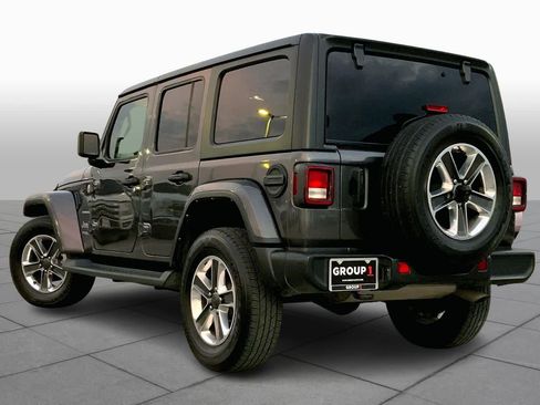 Used 2022 Jeep Wrangler Unlimited Sahara image 13