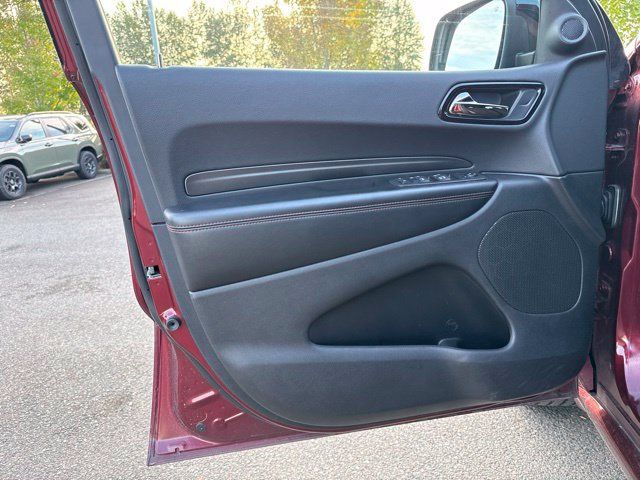Used 2025 Dodge Durango GT AWD/4WD image 13