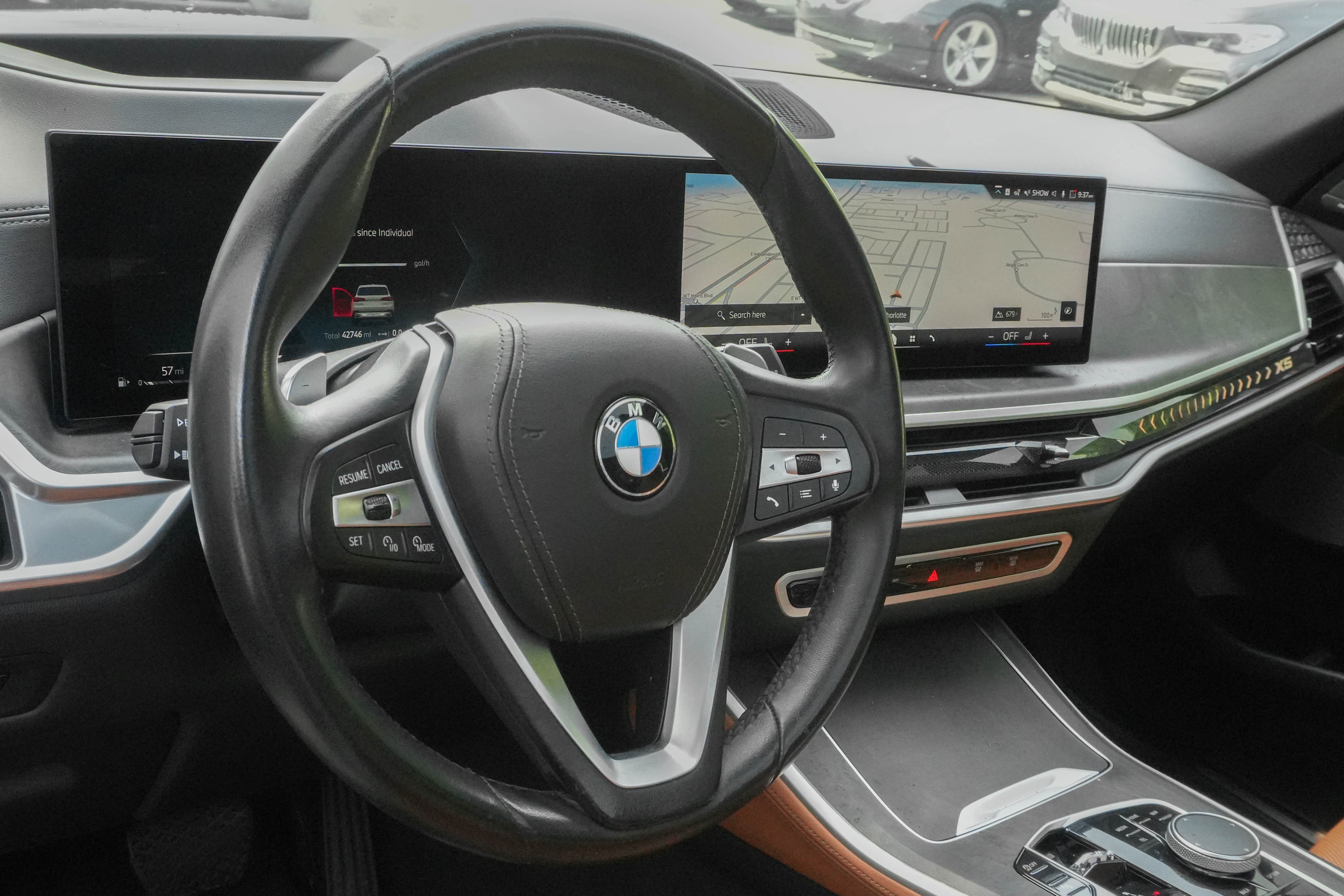 Certified 2024 BMW X5 sDrive40i w/ Premium Package RWD image 9