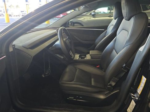 Used 2025 Tesla Model 3 Long Range AWD/4WD image 4