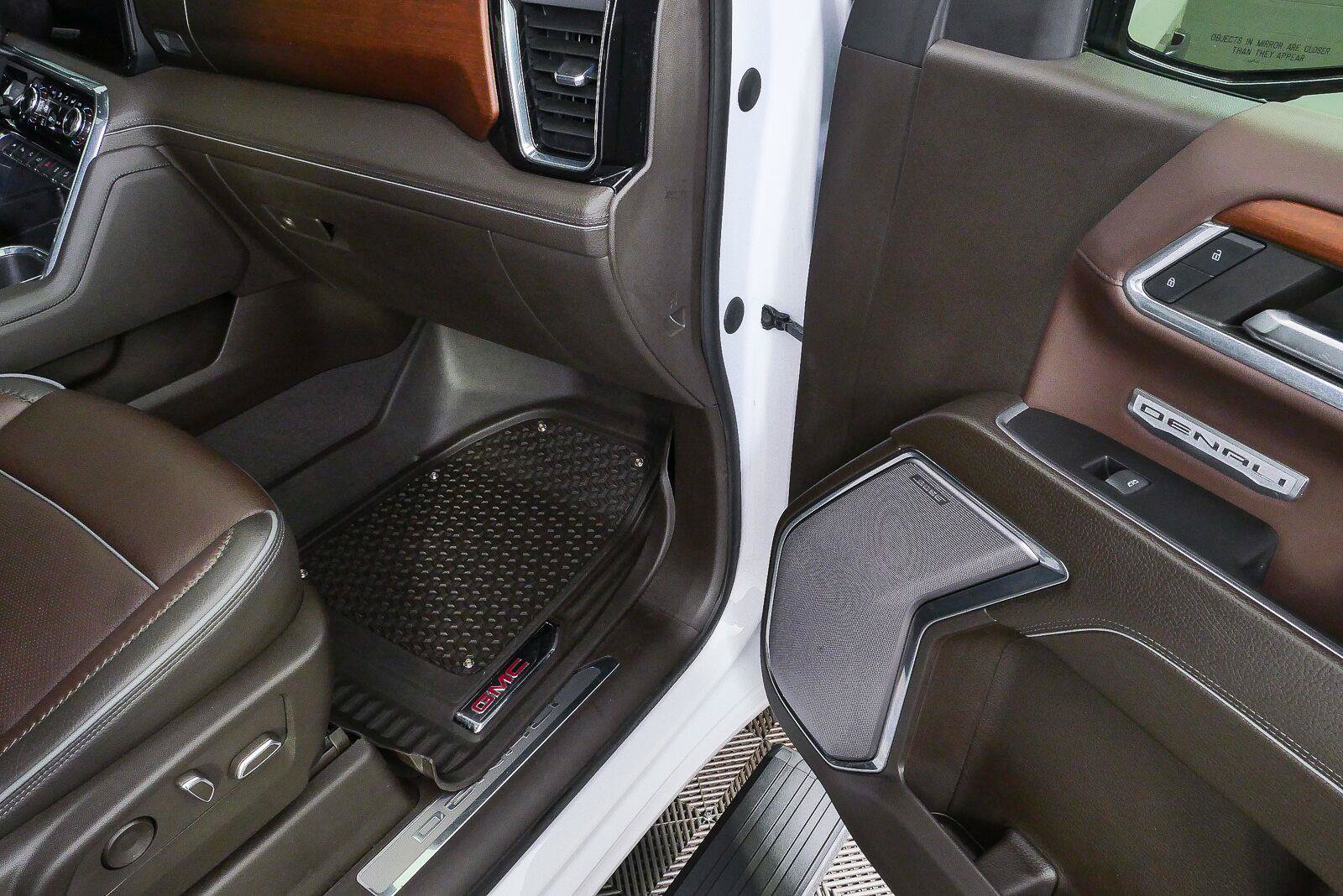 Used 2023 GMC Sierra 1500 Denali w/ Denali Reserve Package AWD/4WD image 22