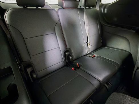 Used 2024 Chevrolet Traverse RS w/ LPO, Floor Liner Package FWD image 25