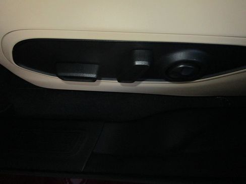 New 2025 Jeep Grand Cherokee L Limited w/ Luxury Tech Group II image 26