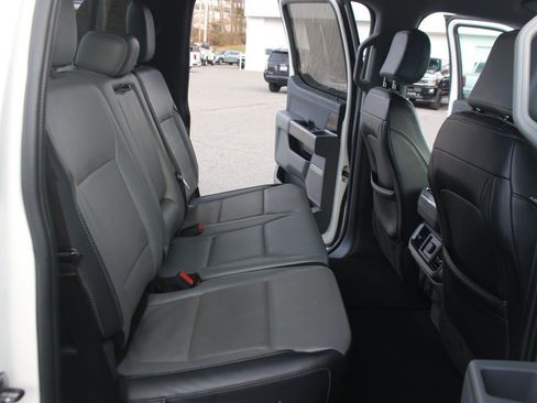 Used 2023 Ford F150 Lariat AWD/4WD image 35