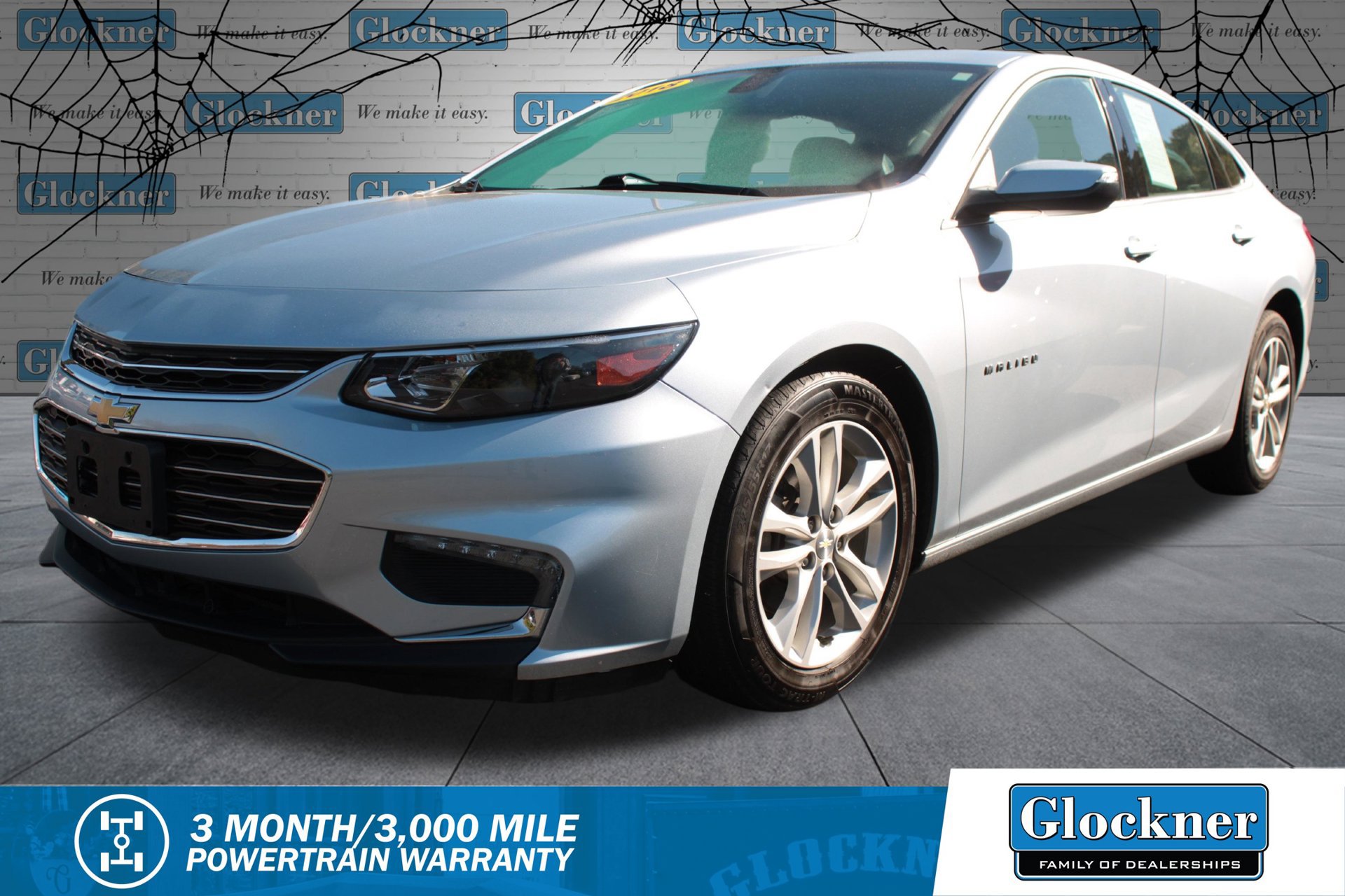 Used 2018 Chevrolet Malibu LT FWD image 1