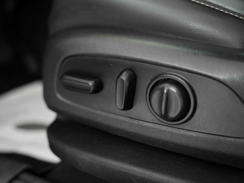 Used 2019 GMC Acadia SLT FWD image 48