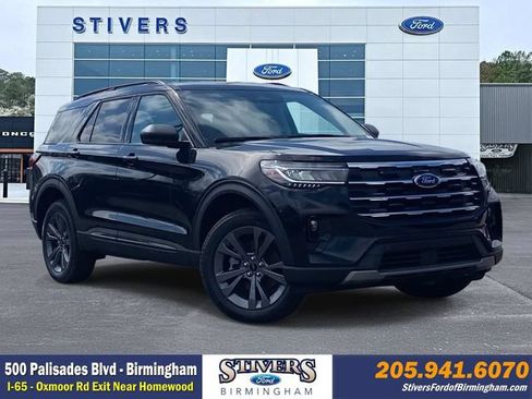 New 2026 Ford Explorer Active w/ Active Comfort Package AWD/4WD image 1