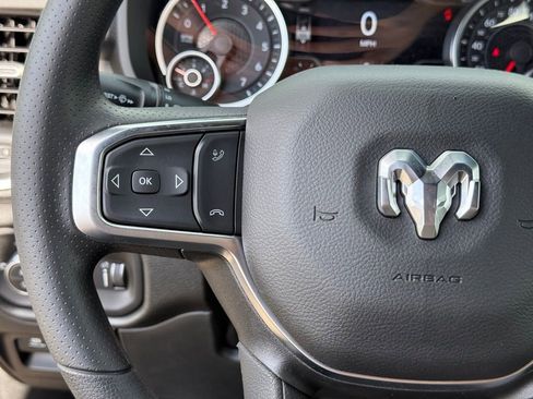 New 2026 RAM 1500 Express AWD/4WD image 16