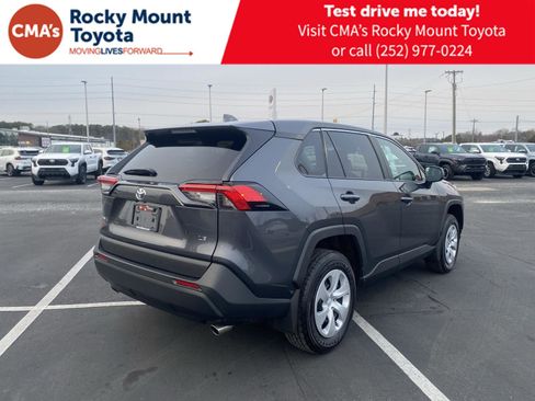 Used 2025 Toyota RAV4 LE image 7